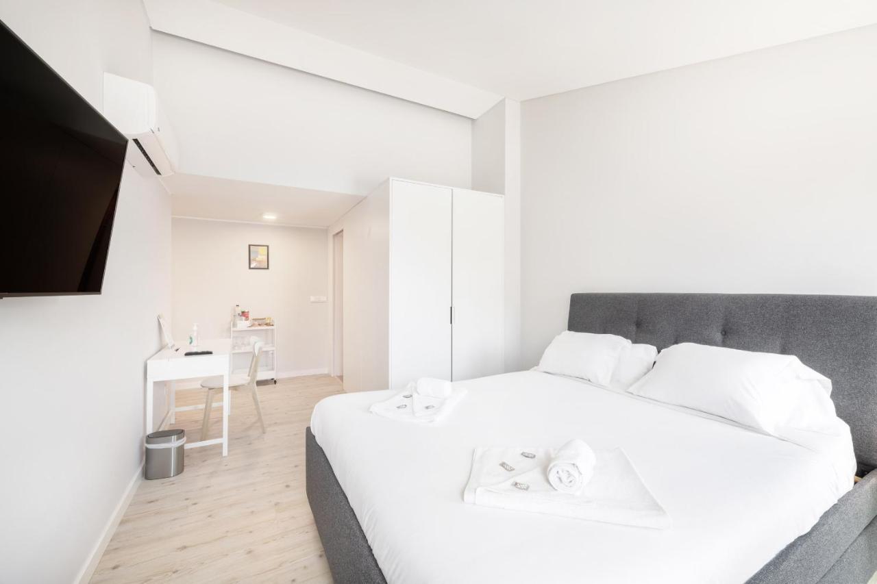 Olala Lisbon Oriente Suites A Exterior photo